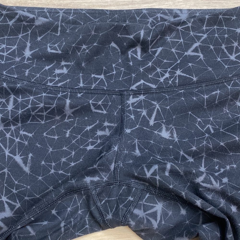 Lululemon | Wunder Under II | Cropped Leggings - Picture 5 of 14